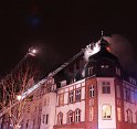 Feuer 3 Dachstuhlbrand Koeln Muelheim Gluecksburgstr P034